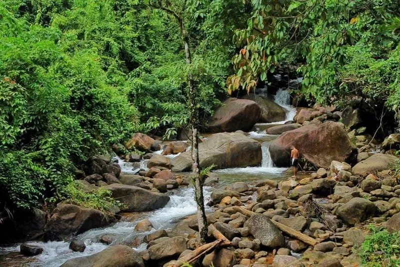 Khlong Narai Waterfall
