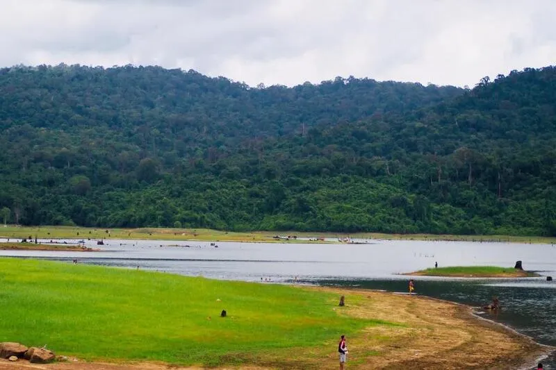 Khlong Takhian Reservoir