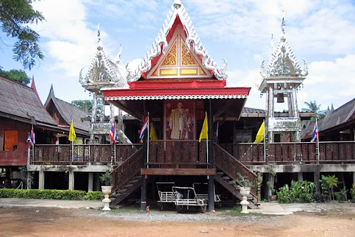 วัดบางขวาก
