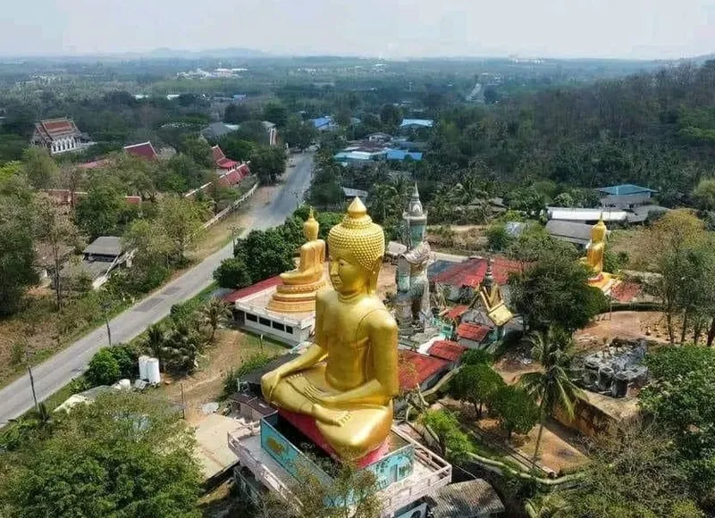 Wat Khao Bo Kwang Thong