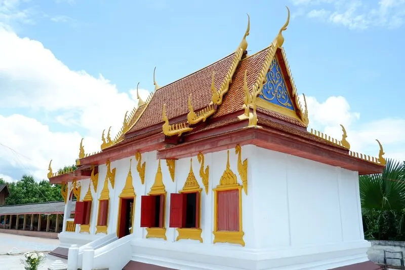 Wat Phra That San Don Wat Phra That San Don