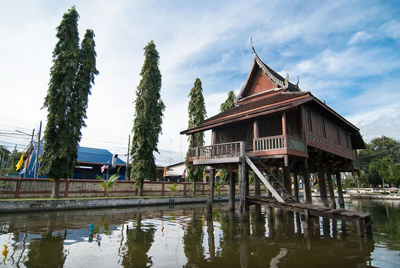 Wat Trai Khu Yang
