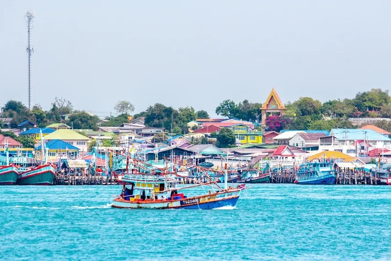Chong Samaesan Village