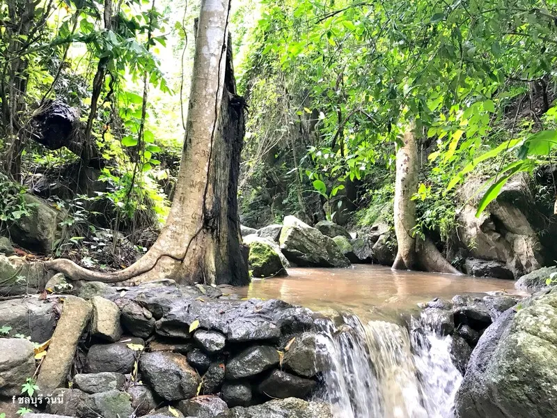 Ang Chang Nam Waterfall