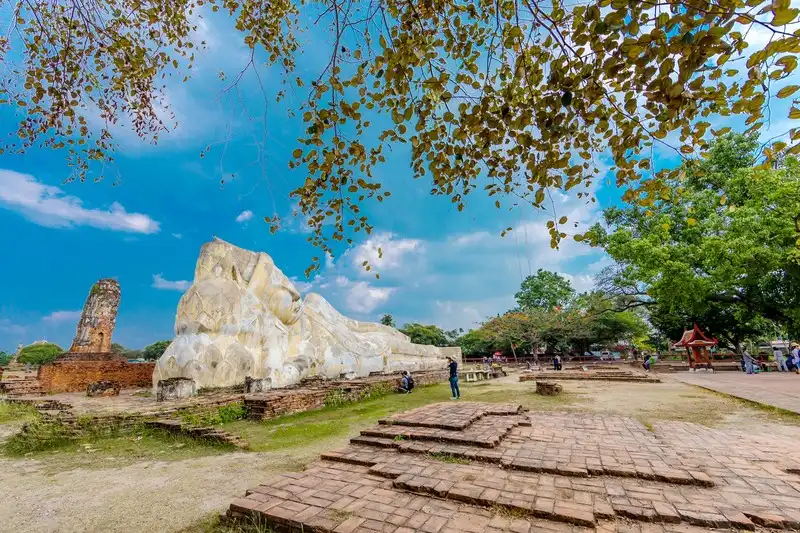 วัดโลกยสุธา