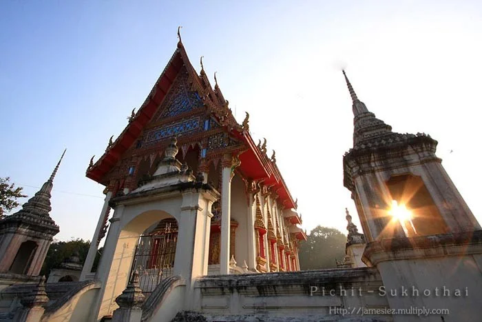 Wat Rong Chang Wat Rong Chang