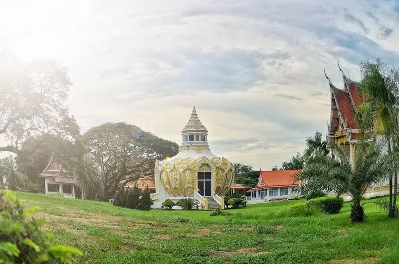 Wat Yang Khoi Kluea