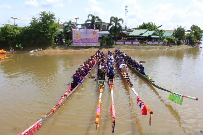 Long Boat Race Tradition