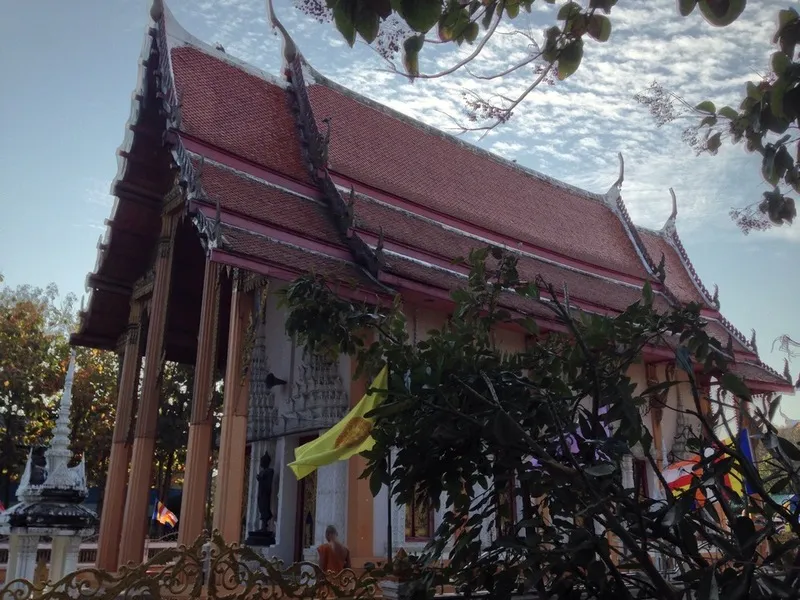 วัดหาดเจ้าสำราญ วัดหาดเจ้าสำราญ