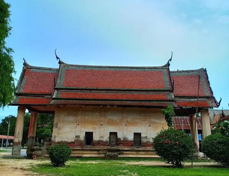 วัดนาพรม