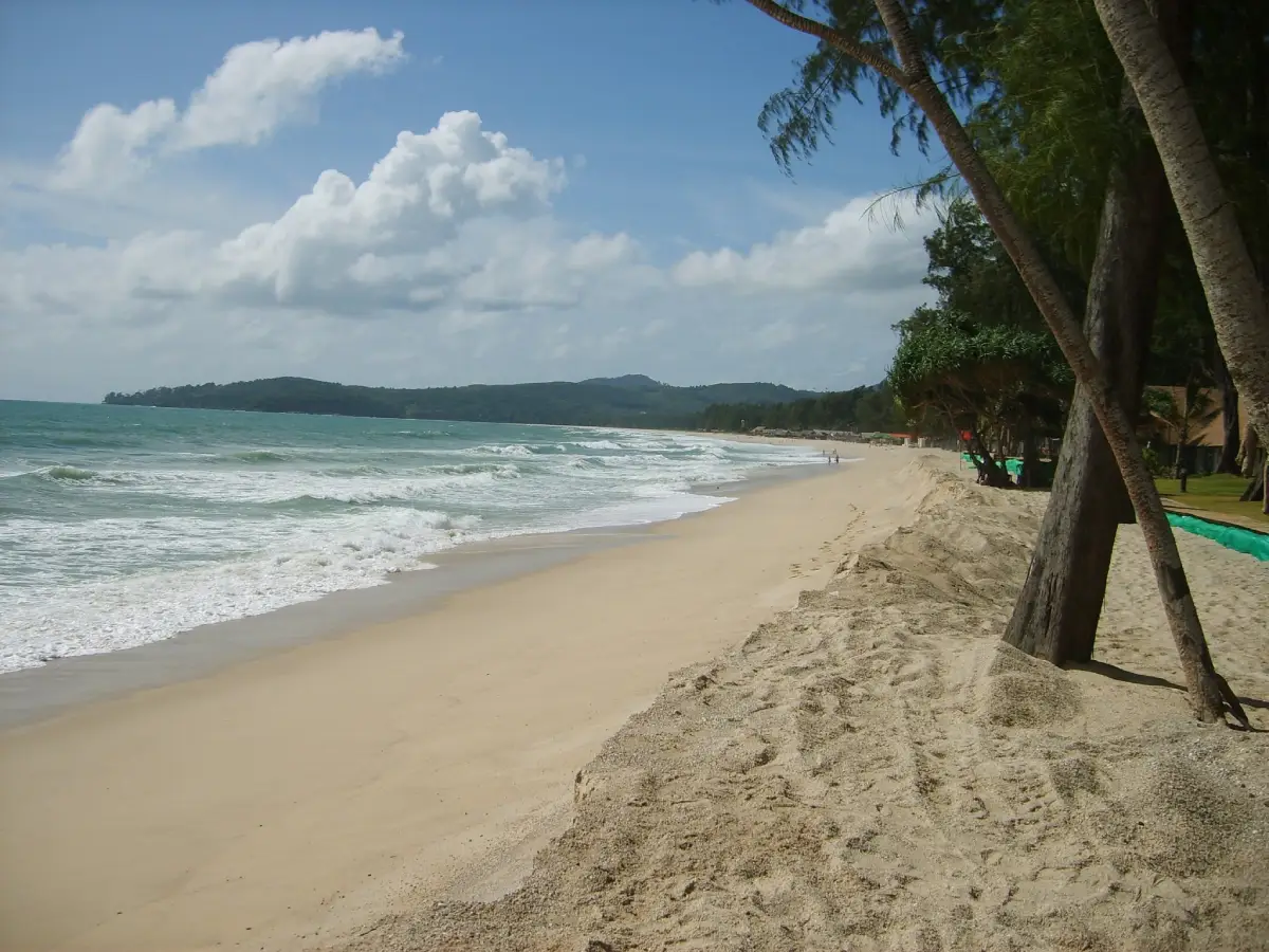 หาดบางเทา จังหวัดภูเก็ต ชายหาดทะเลอันดามัน
