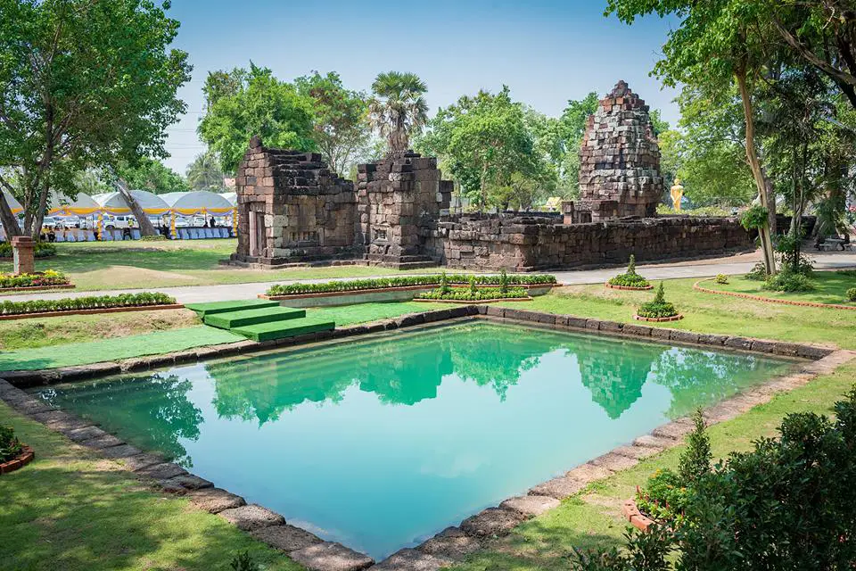 Prasat Wat Sa Kamphaeng Noi Prasat Wat Sa Kamphaeng Noi