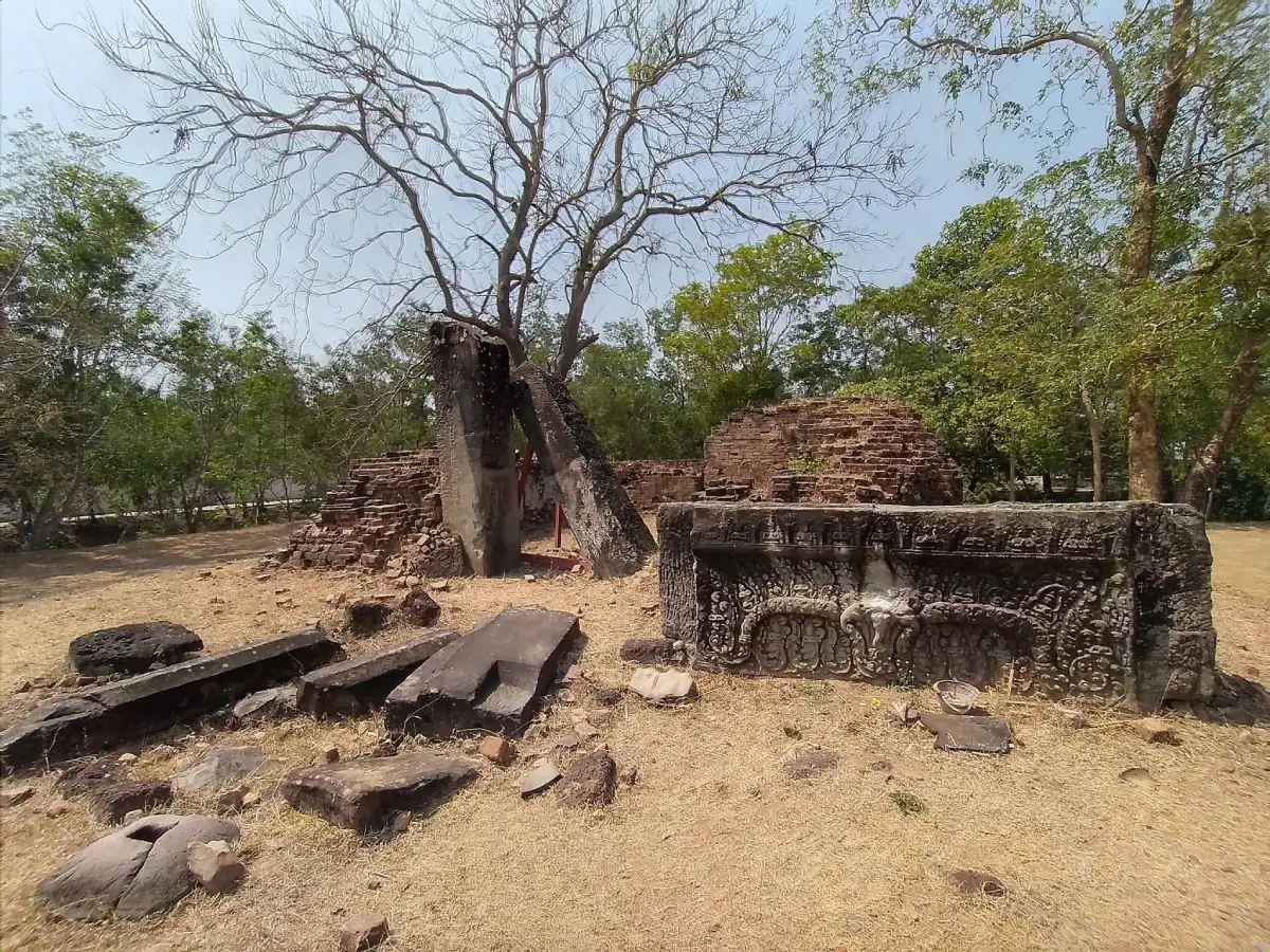 Prasat Sang Silpchai (Prasat Ban Chan)