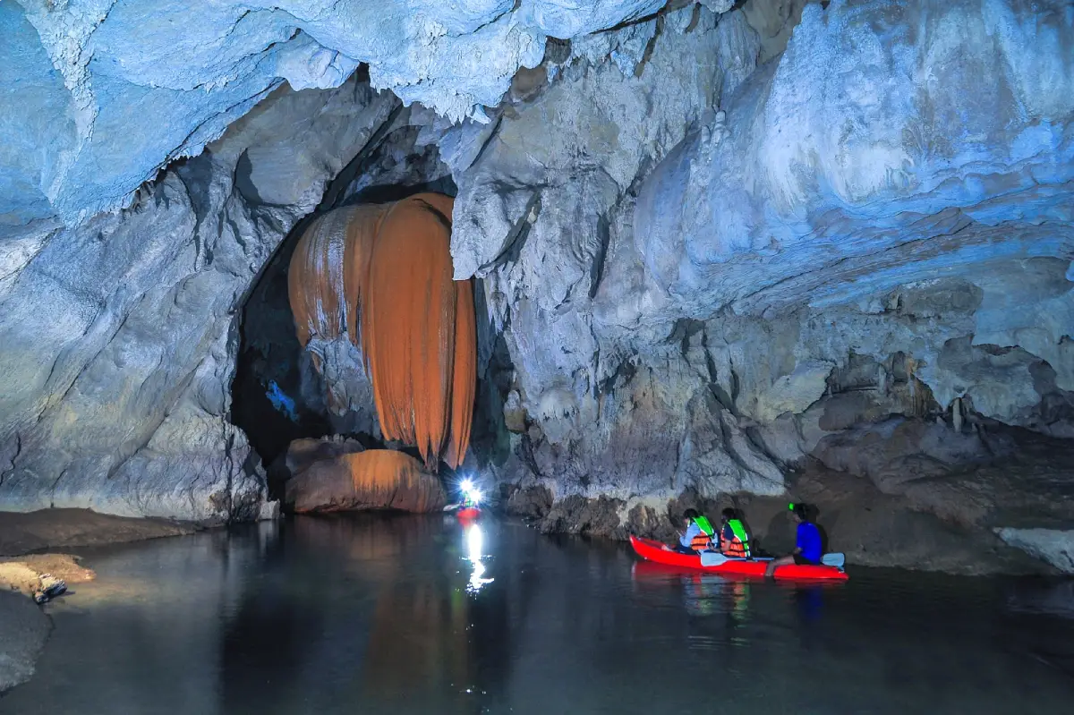 Tham Le Stegodon in Satun Province, a limestone river cave famous for prehistoric Stegodon fossils and guided canoe exploration