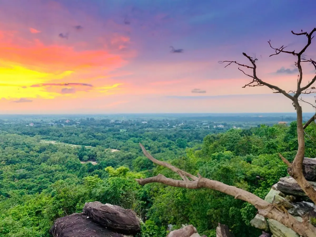 20 Must-Visit Attractions in Prachinburi 20 Must-Visit Attractions in Prachinburi