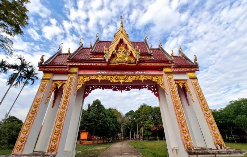 Wat Si Bua Thong Wat Si Bua Thong
