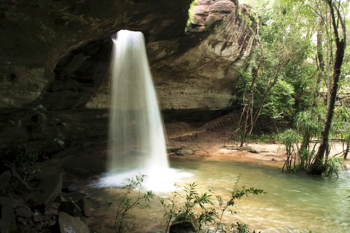 Saeng Chan Waterfall (Namtok Long Ru) Saeng Chan Waterfall (Namtok Long Ru)
