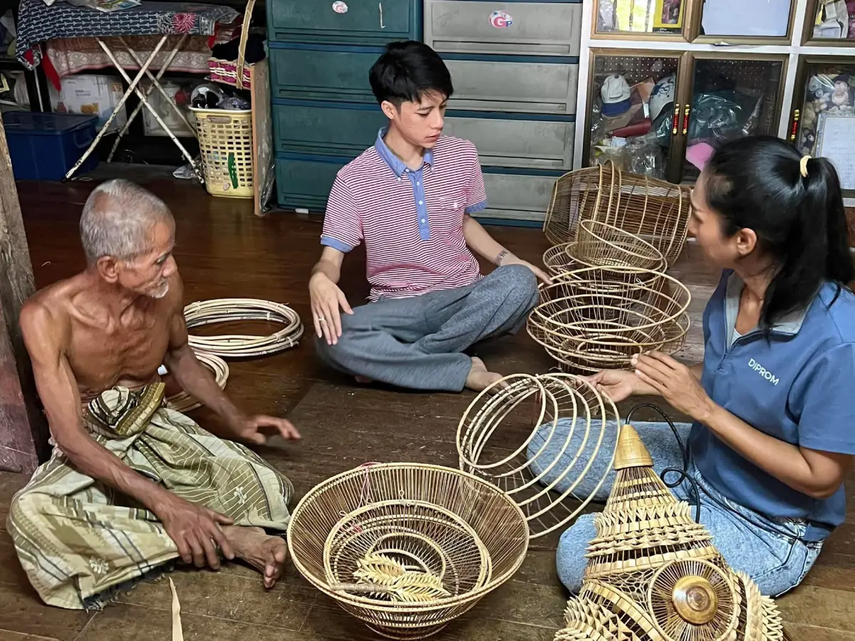 หมู่บ้านทำกรงนก จังหวัดสงขลา ชุมชนช่างทำกรงนกเขาอำเภอจะนะ