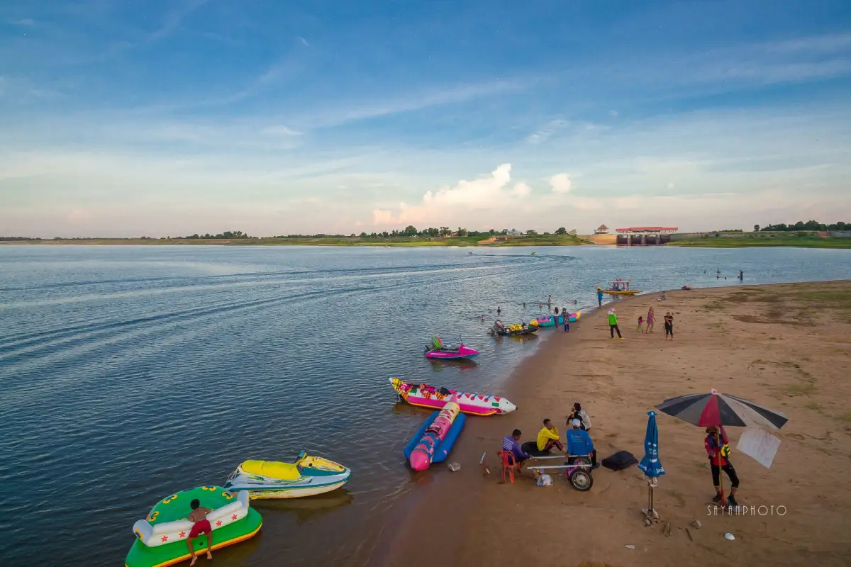 หาดดอกเกด หาดดอกเกด