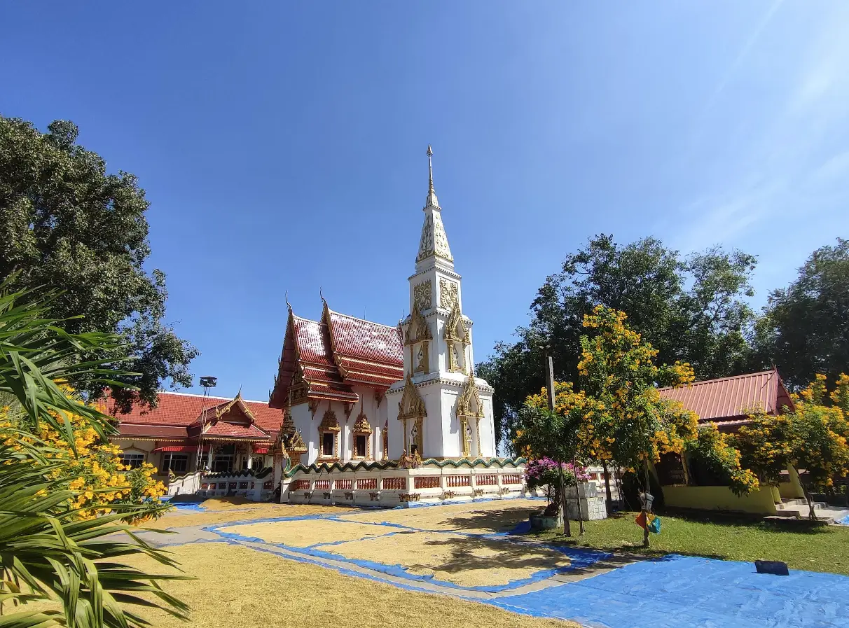 วัดศรีมหาธาตุ