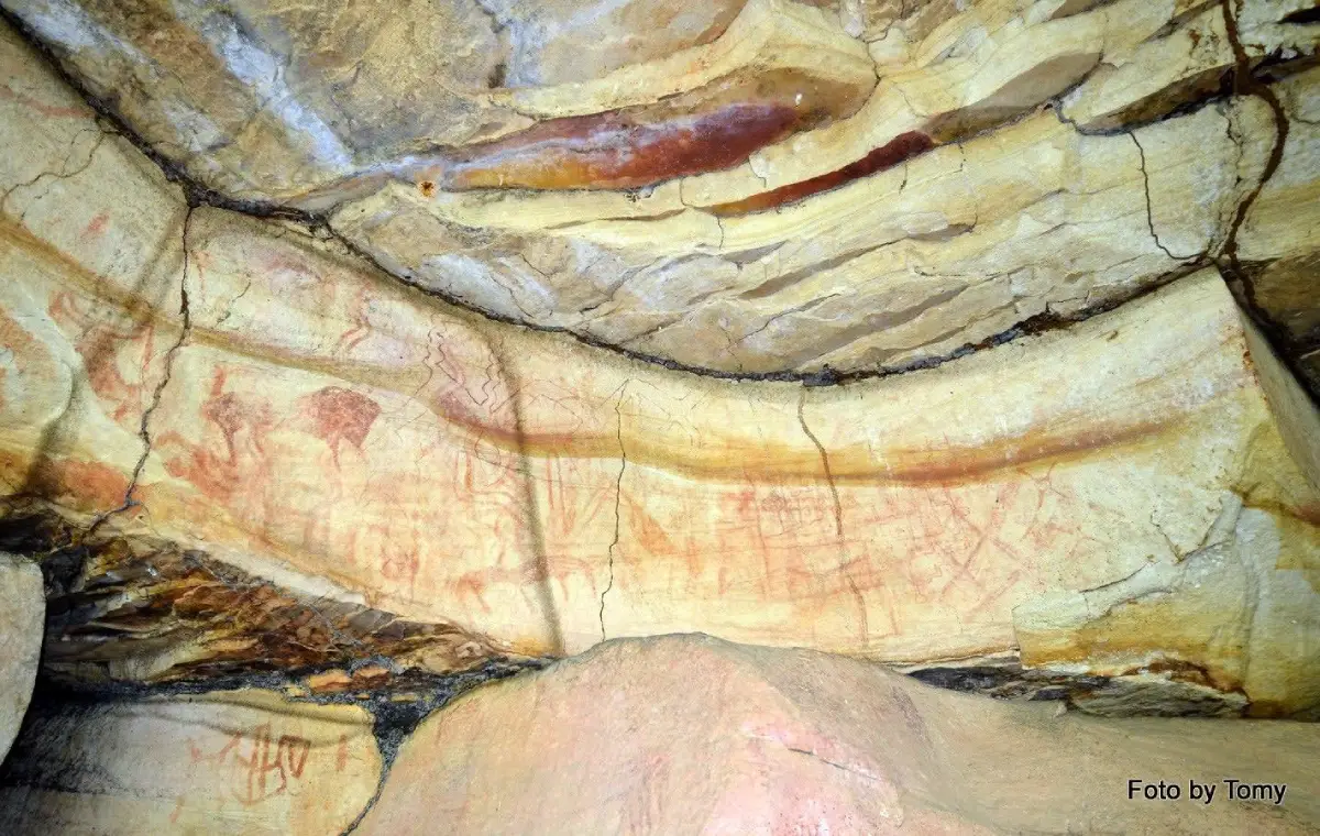 Tham Sing Cave