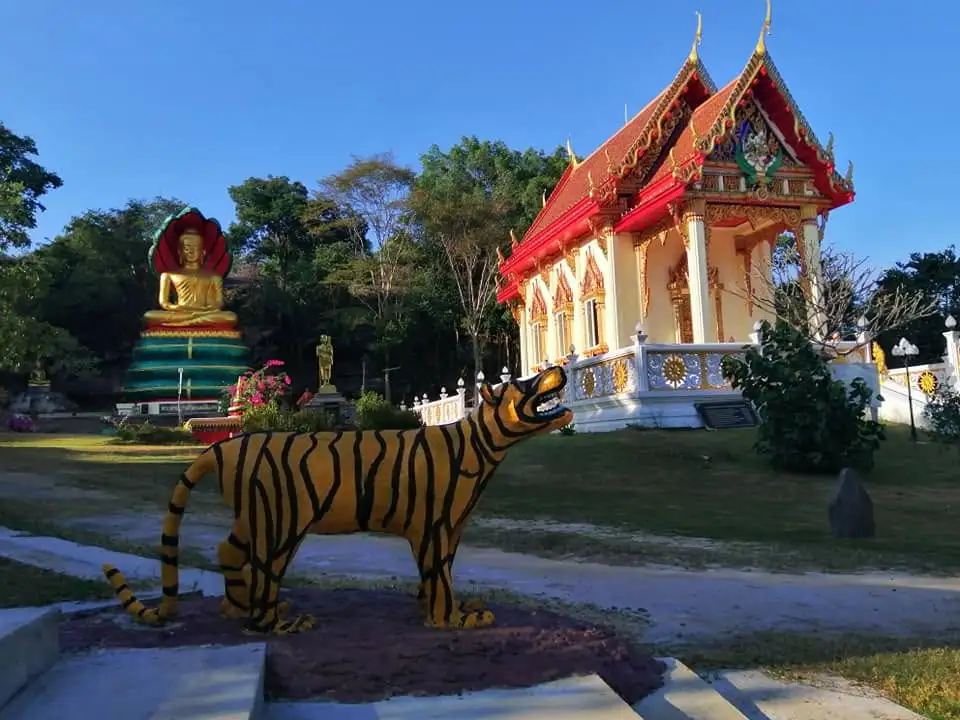 Wat Tham Saeng Kaeo