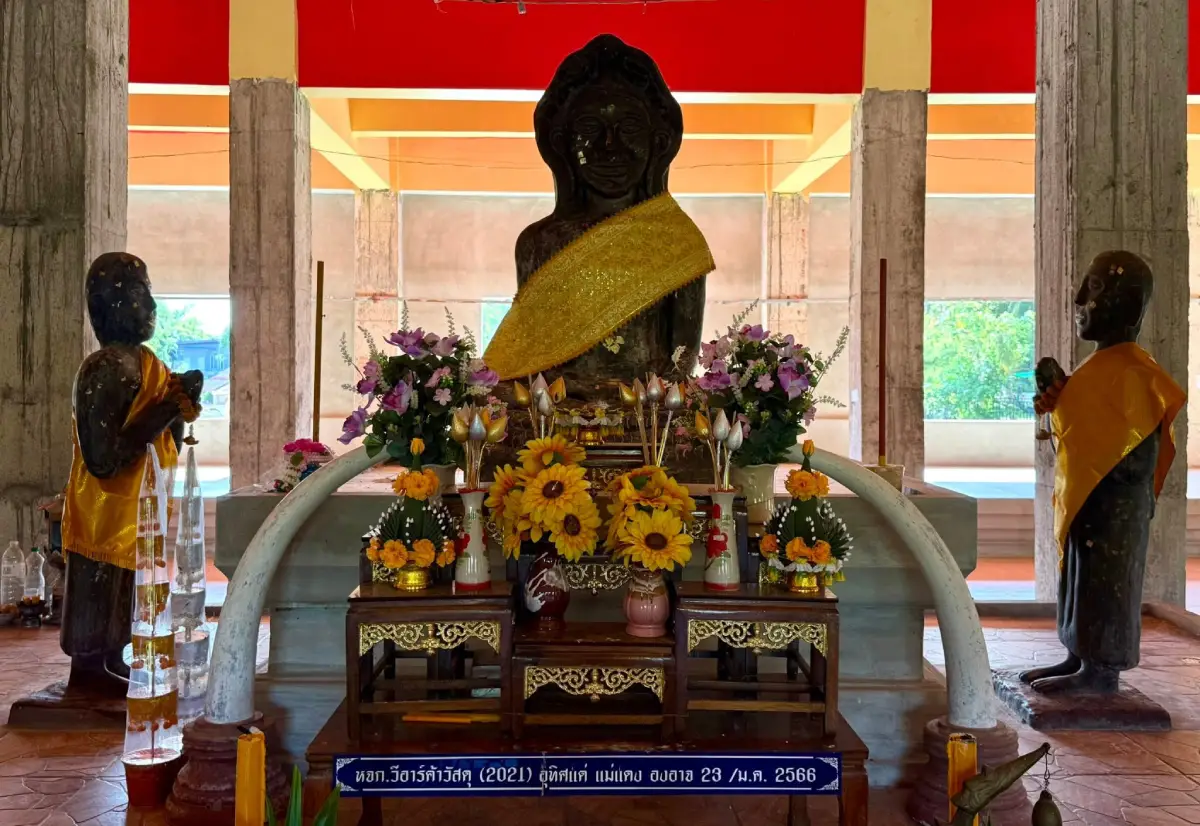 พระเจ้าใหญ่มงคลไชยวาน
