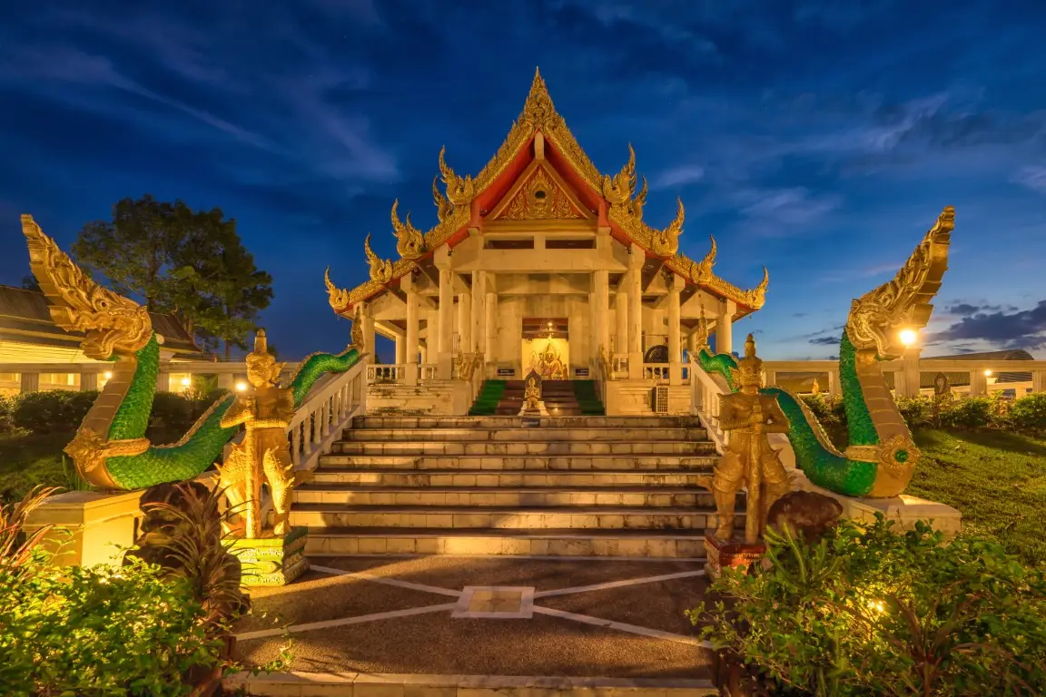 Wat Ahong Silawat (Kaeng Ahong) Wat Ahong Silawat (Kaeng Ahong)