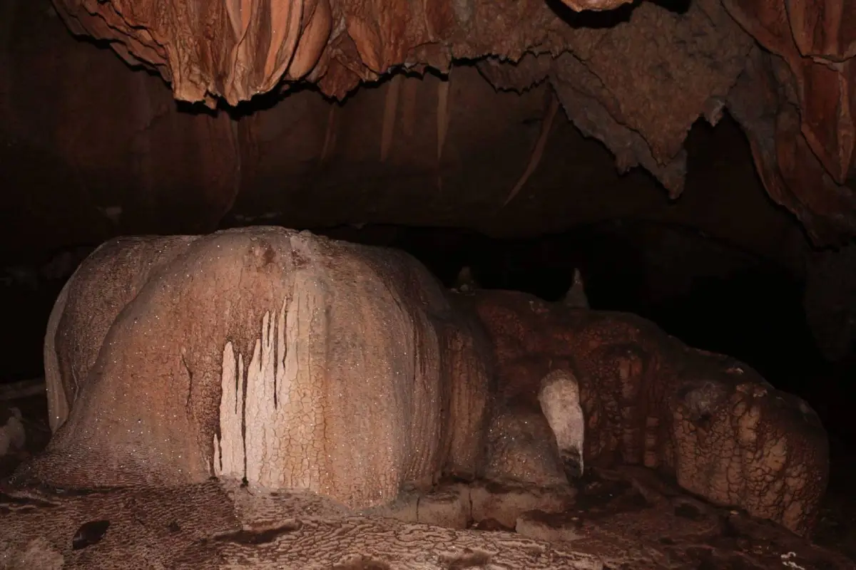 Tham Silp Cave