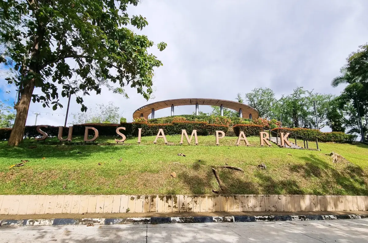Suan Sut Siam (Betong Municipal Public Park)