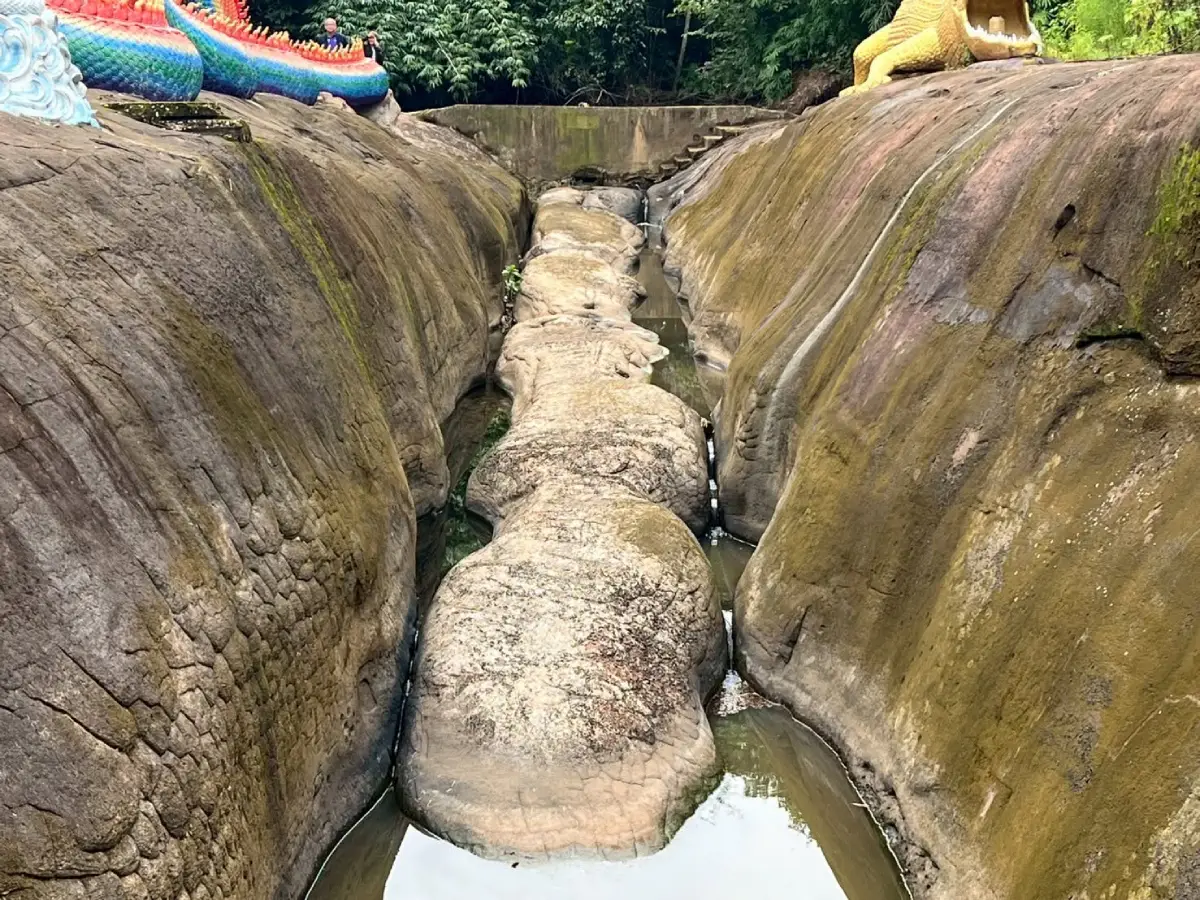 Huai Hin Haep Bueng Kan