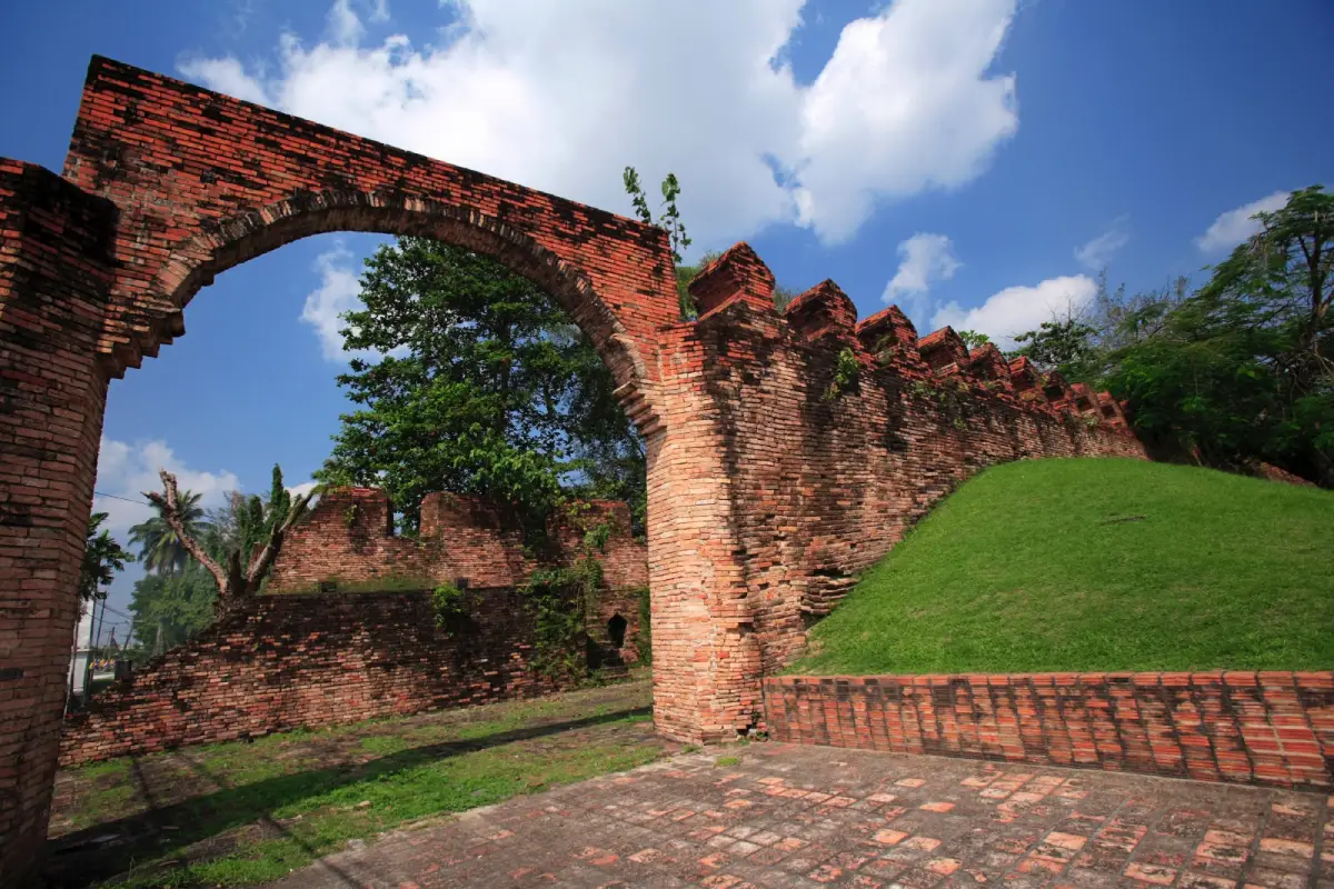 Nakhon Si Thammarat City Wall