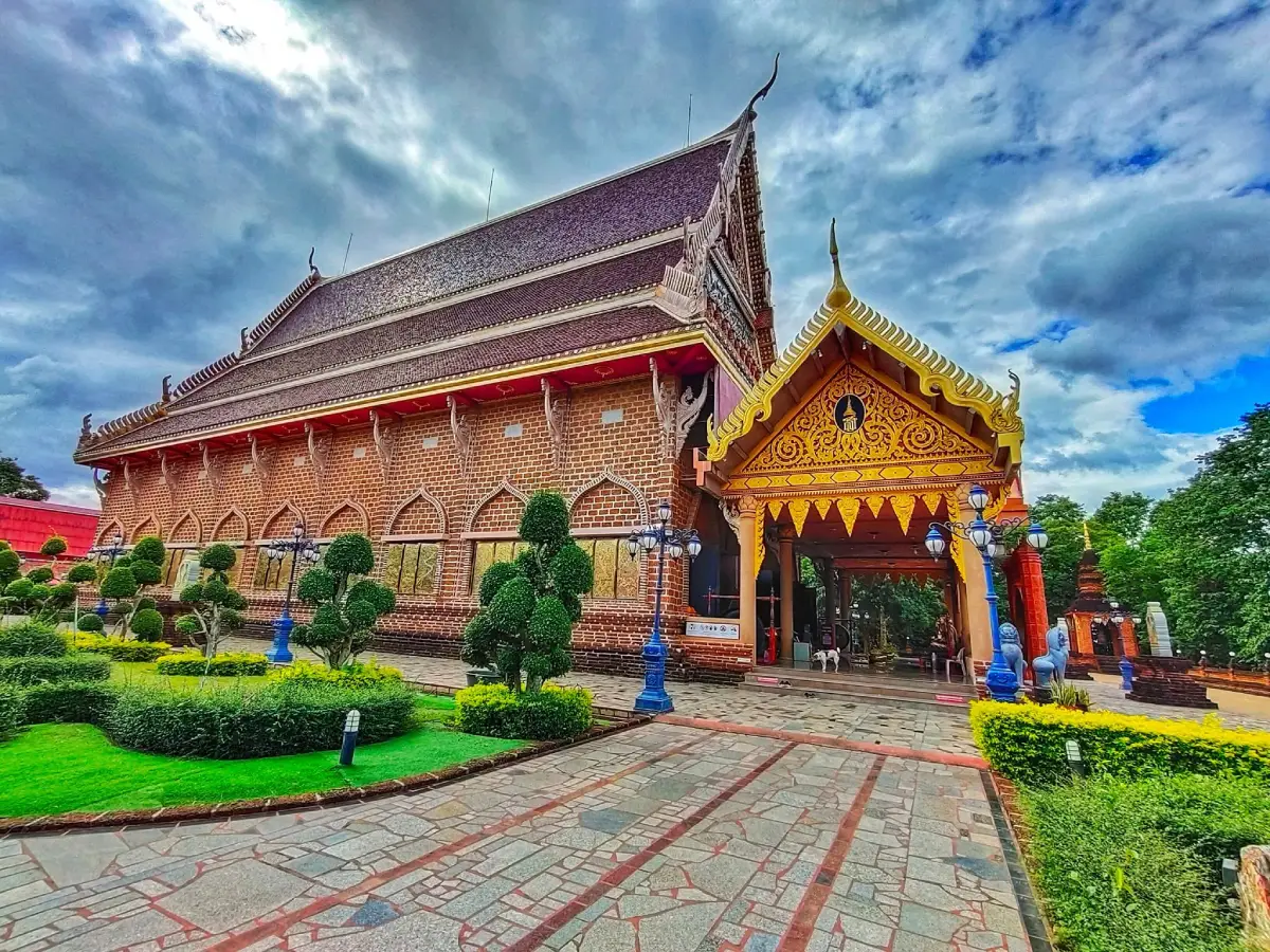 Wat Neramit Wipatsana