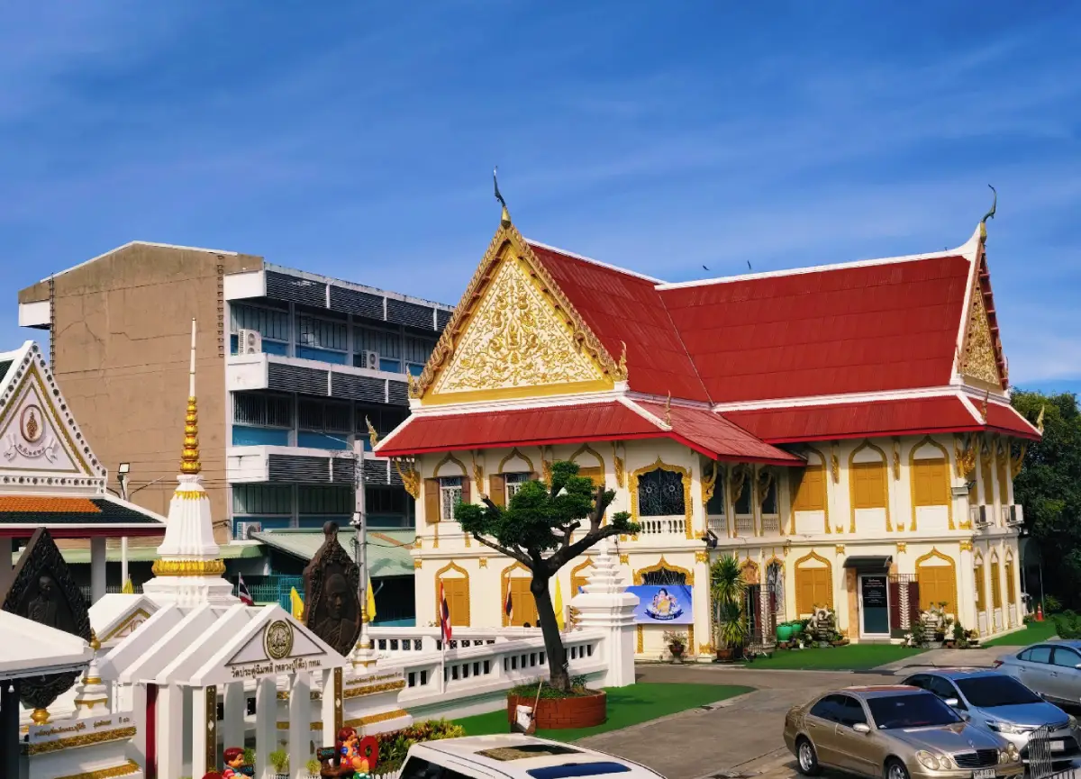 วัดประดู่ฉิมพลี วัดหลวงปู่โต๊ะ เขตบางกอกใหญ่ กรุงเทพมหานคร