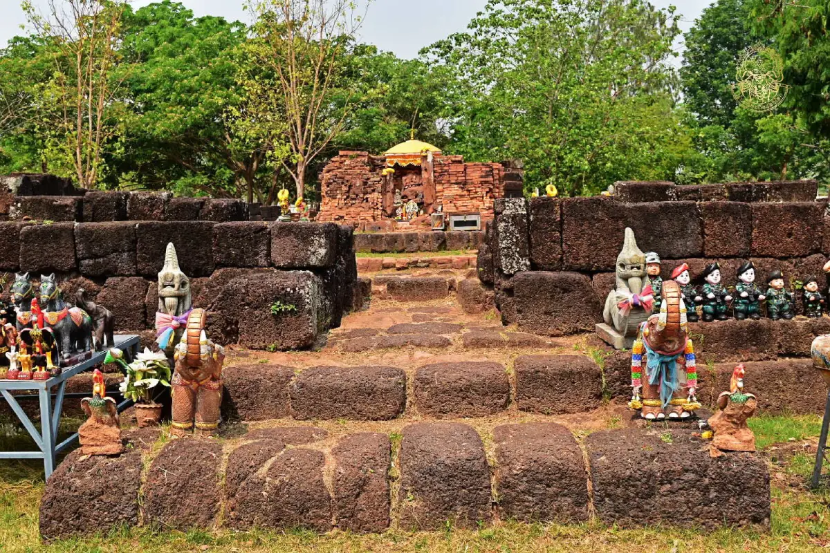 Ku Bua Mat Archaeological Site