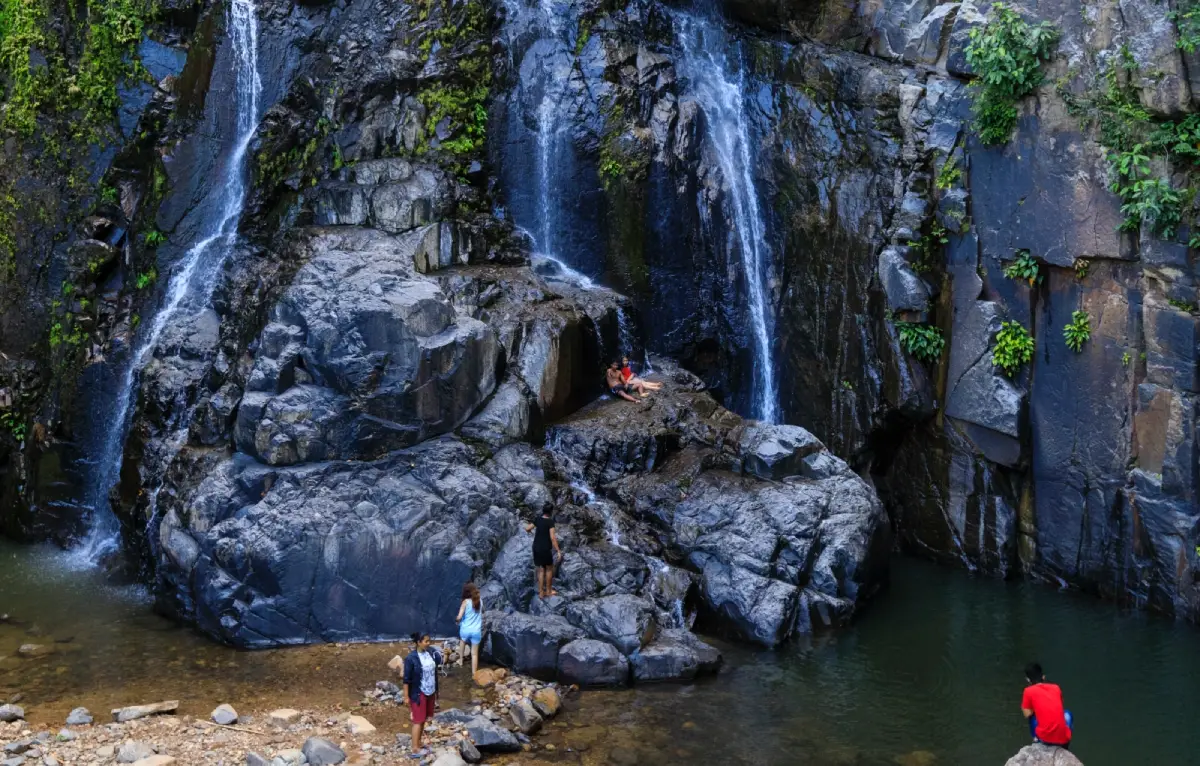น้ำตกเขานันเมีย จังหวัดนครศรีธรรมราช