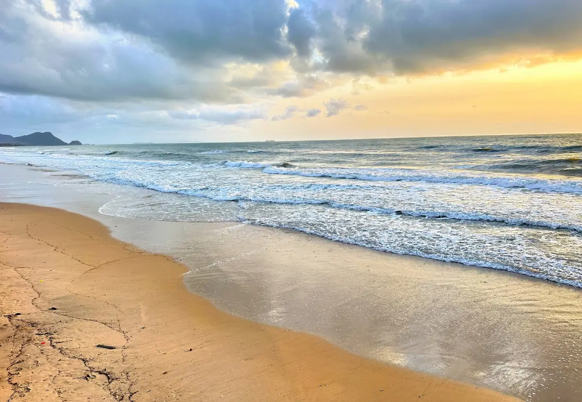 Nai Pret Beach Khanom Nakhon Si Thammarat