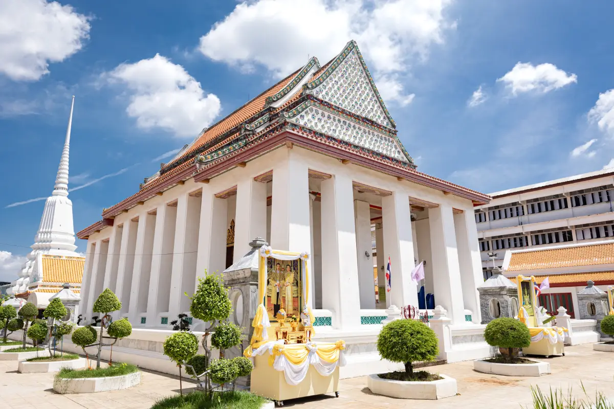 วัดนางนองวรวิหาร พระอารามหลวงศิลปกรรมไทยจีนสมัยรัชกาลที่ 3 กรุงเทพมหานคร
