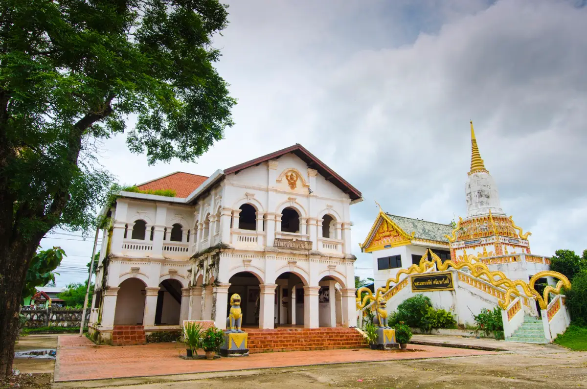 วัดพระศรีมหาโพธิ์ วัดพระศรีมหาโพธิ์