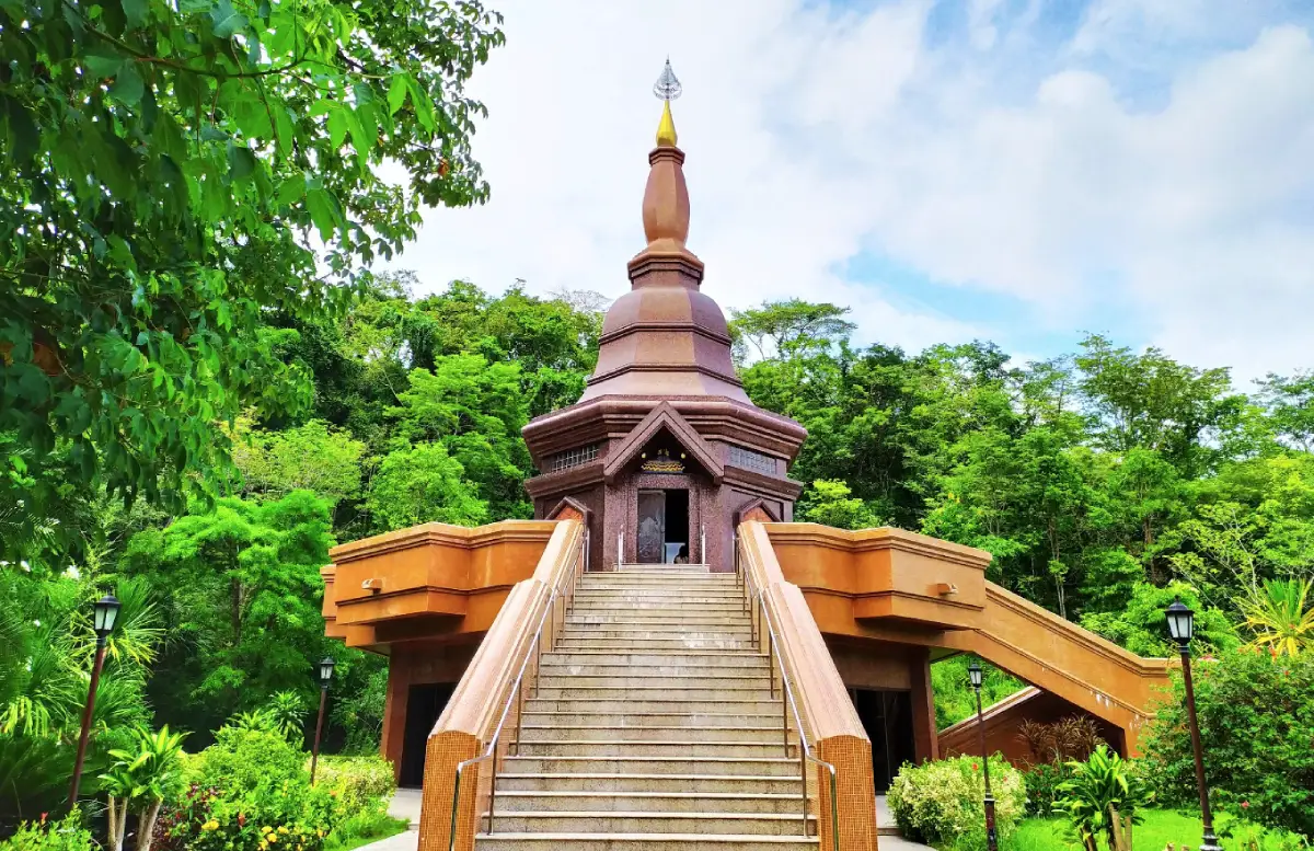 วัดภูจ้อก้อ (วัดบรรพตคีรี) วัดภูจ้อก้อ (วัดบรรพตคีรี)