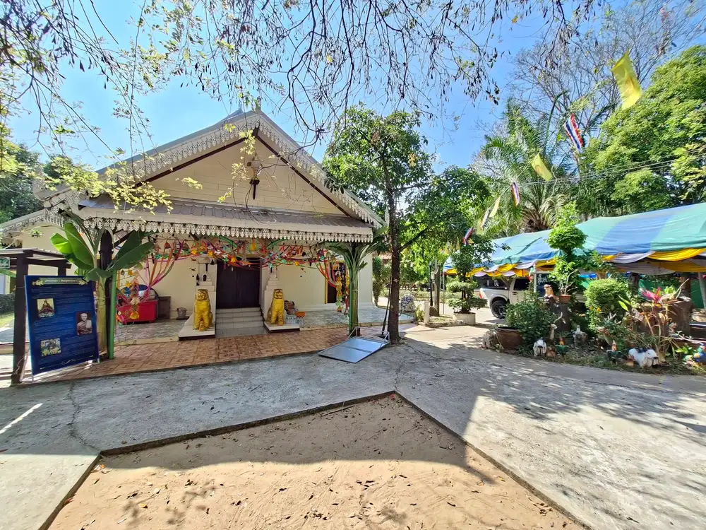 Wat Thanon Hak (Sri Wisuttharam) Wat Thanon Hak (Sri Wisuttharam)