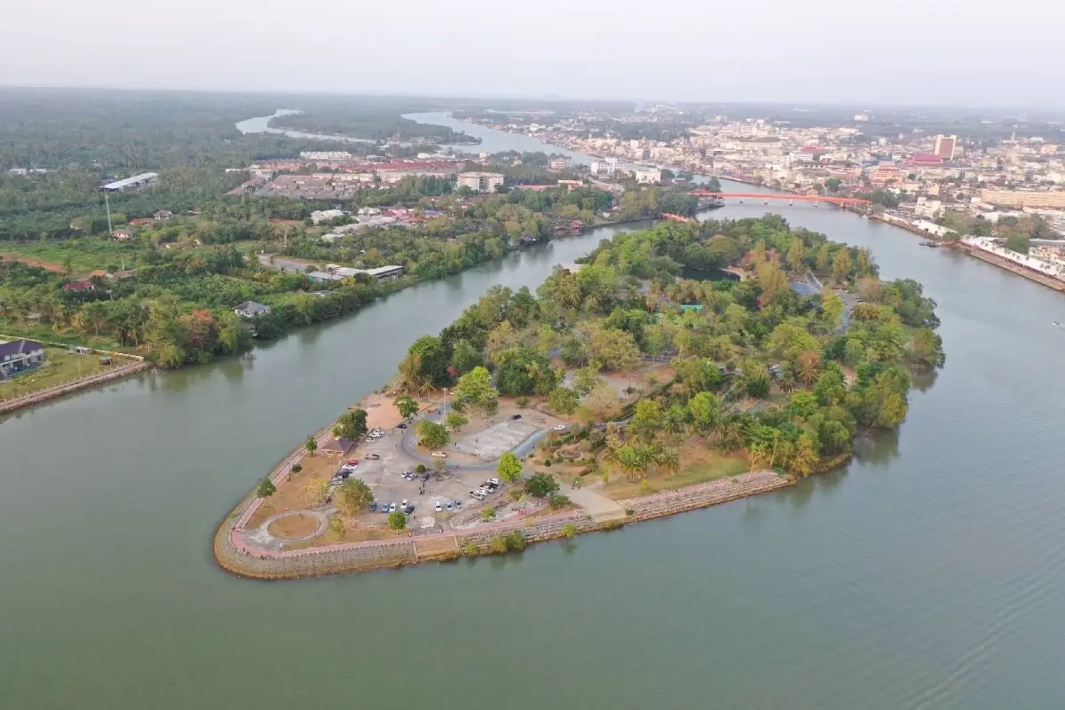 Ko Lamphu Public Park Ko Lamphu Public Park