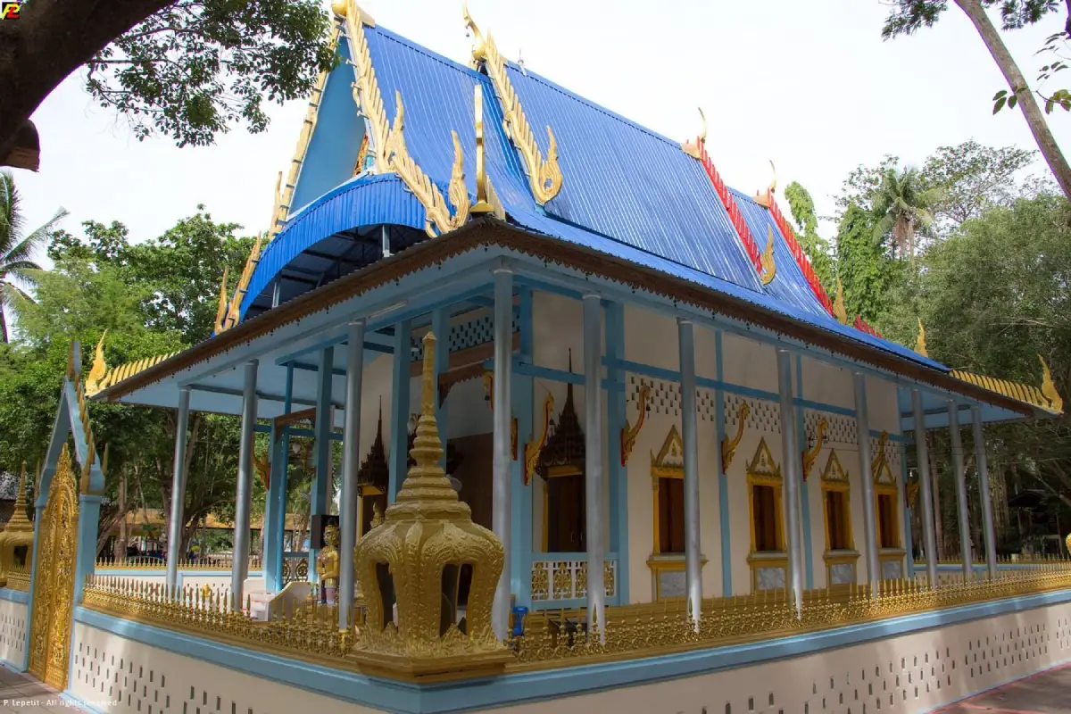 Wat Chao Fa Sala Loi Chumphon