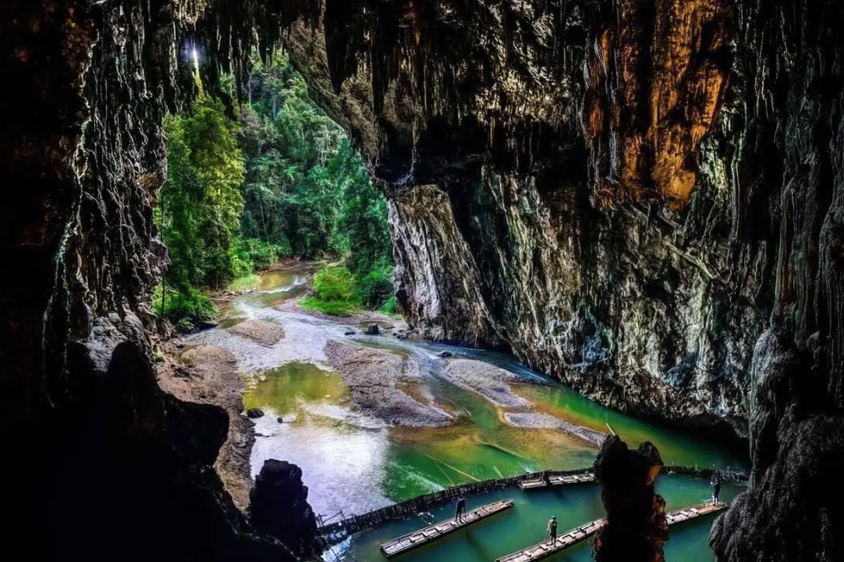 Doll Cave in Mae Hong Son Province, miniature stalagmites resembling dolls inside the Tham Lod cave system
