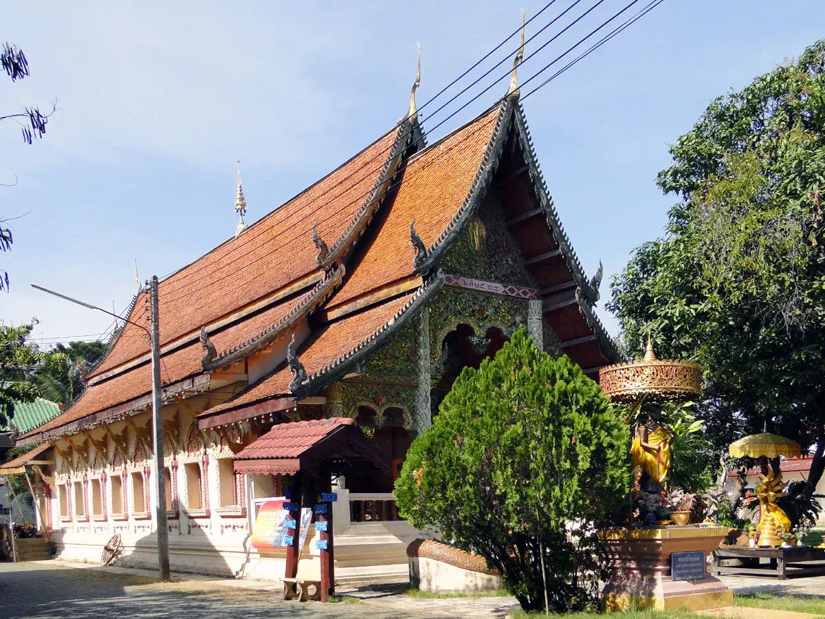 Wat Don Chai (San Pu Loei) Wat Don Chai (San Pu Loei)