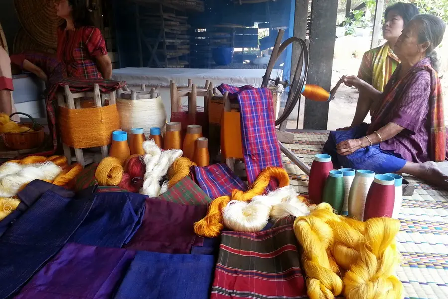 Ban Nong Ta Kai Silk Weaving Center