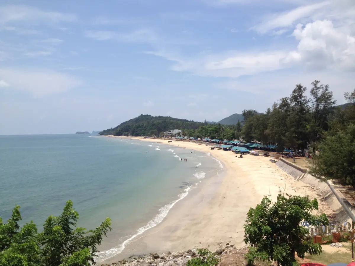 Hat Sai Ri Beach in Chumphon, a seaside destination associated with Prince of Chumphon Memorial