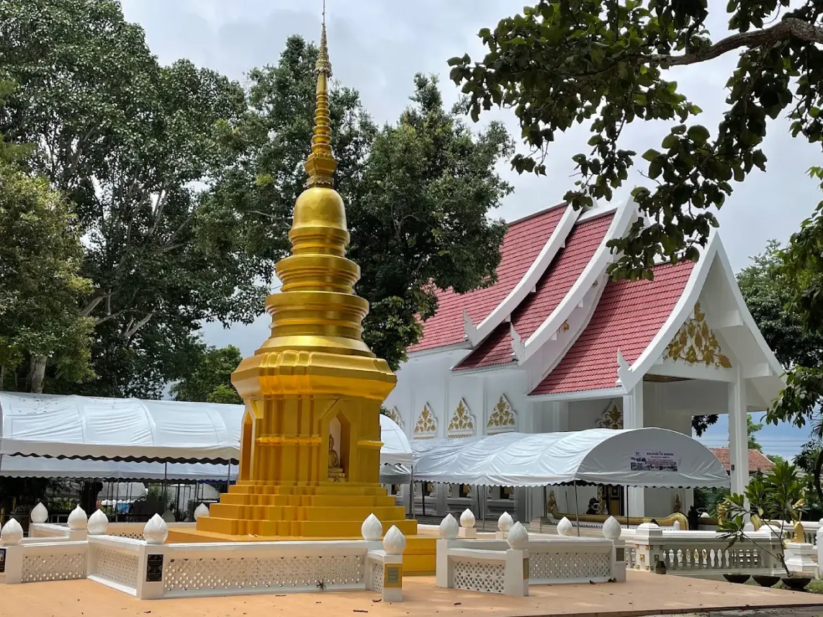 Wat Pa Achan Tue Wat Pa Achan Tue