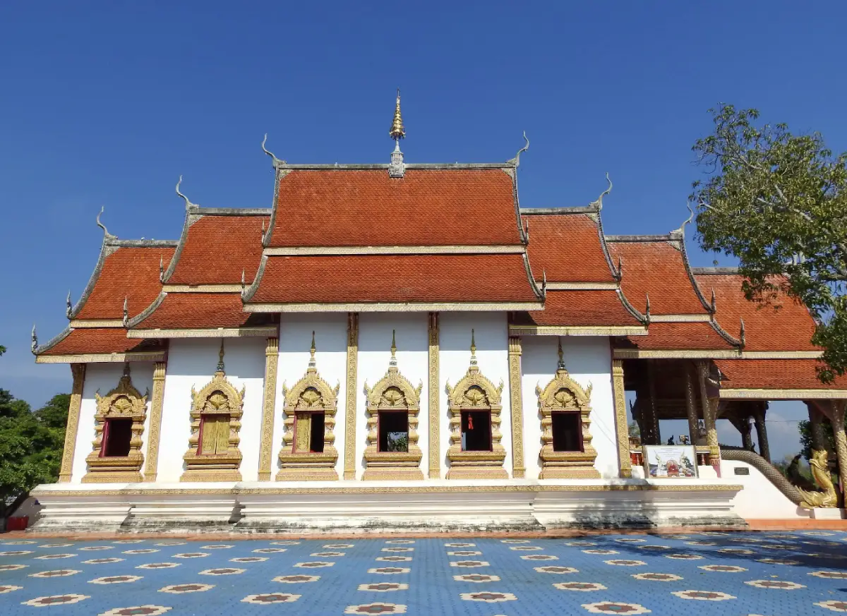 Wat Surin Tharat (Pa Ngae) Wat Surin Tharat (Pa Ngae)
