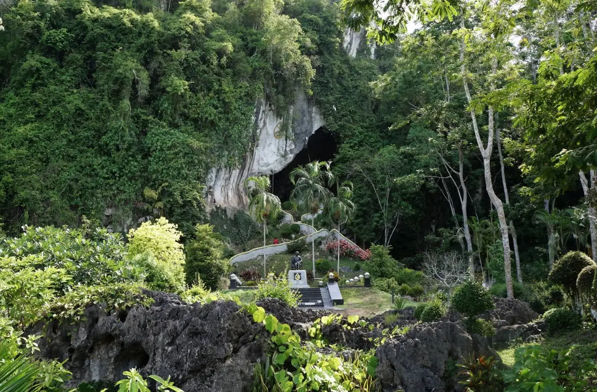 Somdet Phra Srinagarindra Park Chumphon